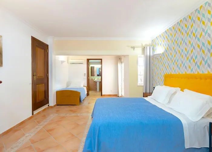 Holiday home 7 Schlafzimmer Villa- Familie- Kinder- Gruppen- Strand- Pool- Garten By Interhome