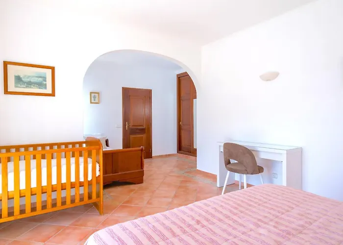 Holiday home 7 Schlafzimmer Villa- Familie- Kinder- Gruppen- Strand- Pool- Garten By Interhome Albufeira
