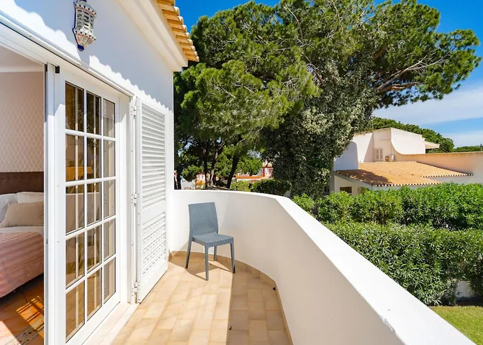 Holiday home 7 Schlafzimmer Villa- Familie- Kinder- Gruppen- Strand- Pool- Garten By Interhome