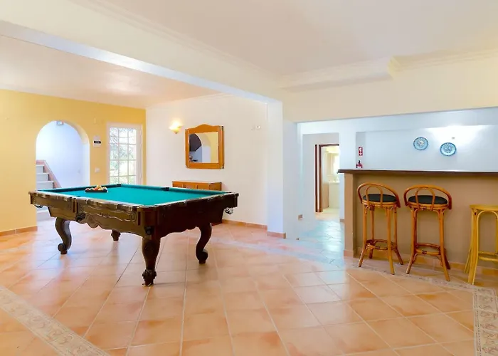 Holiday home 7 Schlafzimmer Villa- Familie- Kinder- Gruppen- Strand- Pool- Garten By Interhome *