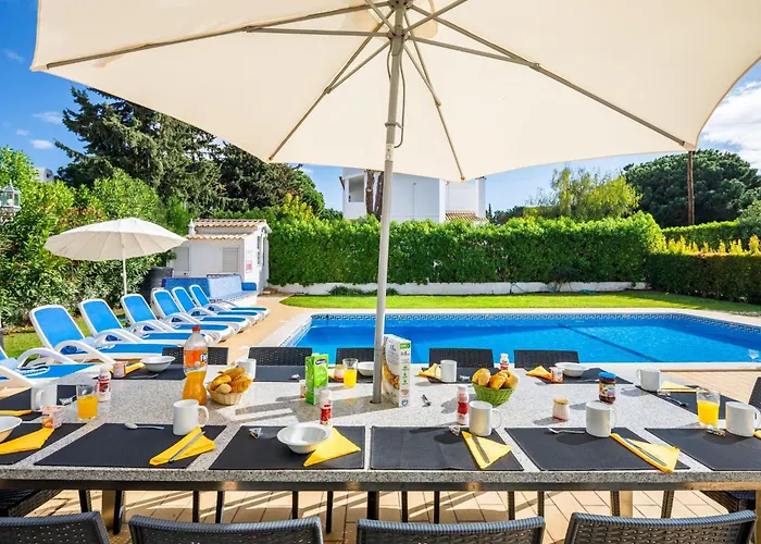 Holiday home 7 Schlafzimmer Villa- Familie- Kinder- Gruppen- Strand- Pool- Garten By Interhome