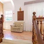 7 Schlafzimmer Villa- Familie- Kinder- Gruppen- Strand- Pool- Garten By Interhome البوفيرا